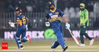 इस्लामाबाद स्फोट : श्रीलंकेचे आठ क्रिकेटपटू पाकिस्तानातून परतले; दुसरी वनडे संदिग्ध