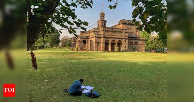 तीन वर्षांच्या अंतरानंतर, SPPU चार रिक्त पदांवर पूर्णवेळ डीनची नियुक्ती करण्यासाठी पुढे सरकतो