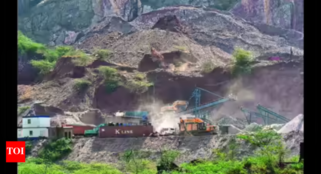 सुप्रीम कोर्टाने बेकायदेशीर खाणकामावर झेंडा, आरवलीच्या एकाच व्याख्येवर निर्णय राखून ठेवला