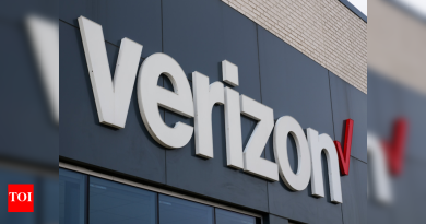 व्हेरिझॉन टाळेबंदी: अमेरिकेतील सर्वात मोठी टेलिकॉम कंपनी हजारो नोकऱ्या कमी करू शकते कारण नवीन सीईओ डॅन शुलमन यांनी पदभार स्वीकारला आहे; त्याने काय सांगितले ते येथे आहे