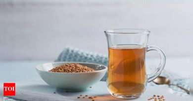 भिजवलेल्या मेथीचे फायदे: ते रोज चघळल्याने बद्धकोष्ठता आणि वजन कमी कसे होते |