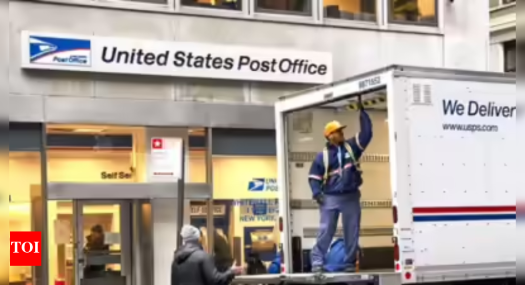 USPS आर्थिक तोटा: पोस्टल सेवेत  अब्ज तूट; एजन्सी किमती वाढवते आणि धोरण निश्चित करते