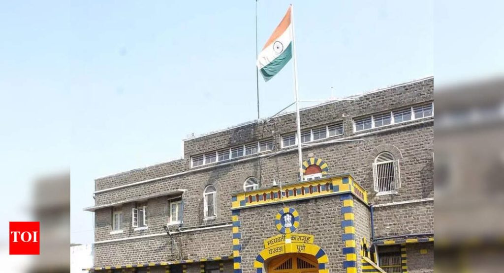 कैद्यांच्या पलीकडे: येरवडा कारागृहाच्या पुढाकारामुळे कैद्यांना कुटुंबाची मान्यता मिळते