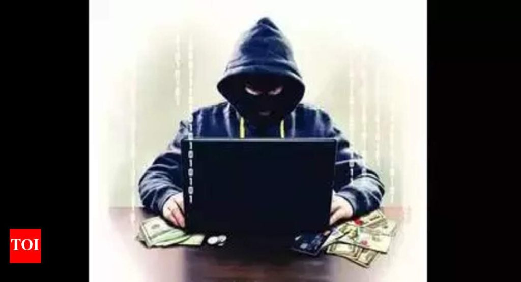 वेगळ्या डिजिटल अटक प्रकरणांमध्ये 2 ज्येष्ठ नागरिकांचे 39.5 लाख रुपयांचे नुकसान