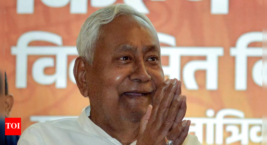 ‘रोज 10 बैठका’: नितीश कुमार यांच्या कुटुंबीयांनी आरोग्याच्या अफवा फेटाळल्या; एनडीएच्या विजयाबद्दल बिहारच्या मतदारांचे आभार