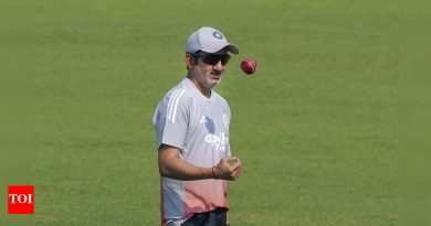 ‘परत जा…’: कोलकाता येथे दक्षिण आफ्रिकेविरुद्धच्या पहिल्या कसोटी पराभवानंतर भारताचा माजी क्रिकेटपटू गौतम गंभीरला सल्ला देतो.