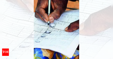 NRC प्रकरण प्रलंबित, EC ने आसाममध्ये SIR वगळले, ‘विशेष पुनरावृत्ती’ करण्याचे आदेश दिले