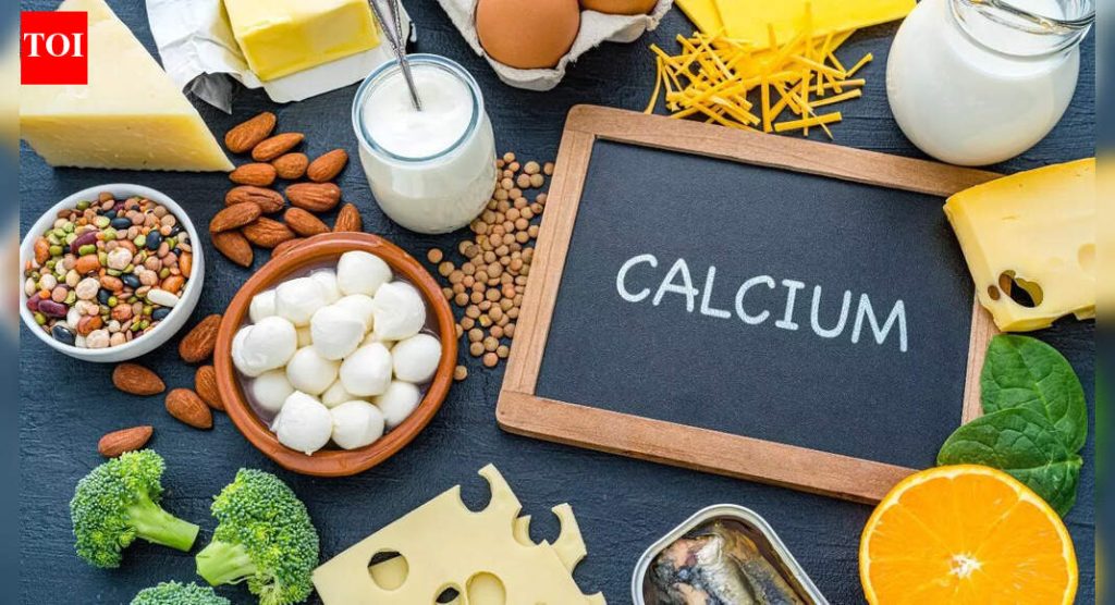 तरुण प्रौढांमध्ये शांत कॅल्शियमच्या कमतरतेची चेतावणी चिन्हे: व्हिटॅमिन डीची भूमिका समजून घ्या आणि ते नैसर्गिकरित्या कसे बरे करावे