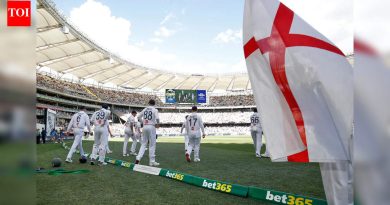 116 वर्षांत प्रथमच! ऑस्ट्रेलिया विरुद्ध इंग्लंड पर्थ कसोटीचा पहिला दिवस क्रिकेट इतिहासाला धक्कादायक आहे