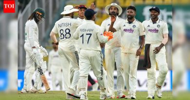 IND vs SA: ‘हा खेळ खोलवर जाणार आहे’ – रायन टेन डोशेटने गुवाहाटी कसोटीच्या दुसऱ्या दिवशी टीम इंडियाच्या योजनेची रूपरेषा दिली