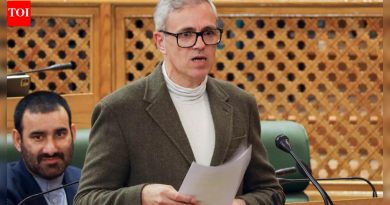 वीज अधिभारावरून भाजप, पीडीपीने जम्मू-काश्मीर सरकारवर तोंडसुख घेतले; असा कोणताही प्रस्ताव नसल्याचे मुख्यमंत्र्यांचे म्हणणे आहे