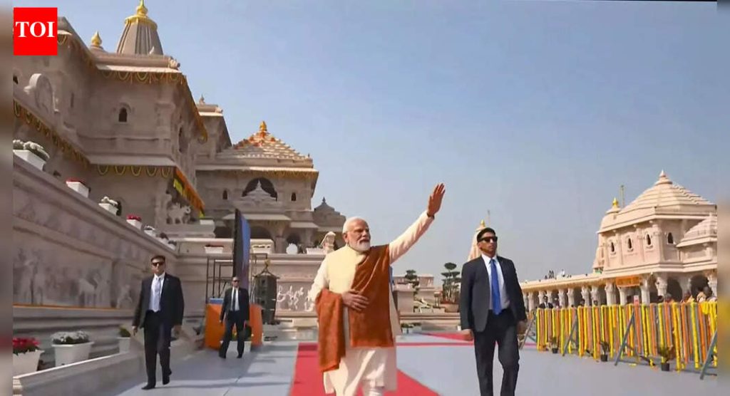 शतकानुशतके जुने दुःख शांत झाले: पंतप्रधान मोदींनी राम मंदिरावर ध्वजारोहण केले; ‘ध्वज आरोहण’ सोहळ्यातील महत्त्वाचे मुद्दे