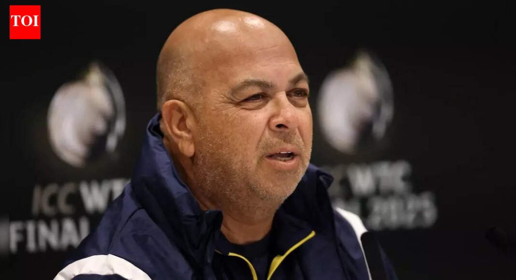 ‘वॉन्टेड इंडिया टू ग्रोव्हल’: पन्नास वर्षांनंतर टोनी ग्रेग, प्रोटीज प्रशिक्षक शुक्री कॉनरॅड यांनी 1976 ची प्रतिध्वनी पुन्हा जिवंत केली; टिप्पणी आक्षेपार्ह का आहे