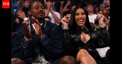 कार्डी बी मातृत्वावर लक्ष केंद्रित केल्यामुळे स्टीफॉन डिग्स-आयजी मॉडेलवरील ऑफसेट नाटकाने नवीन वळण घेतले