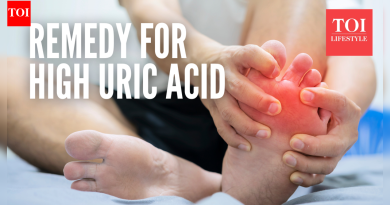उच्च यूरिक ऍसिड सह संघर्ष? नैसर्गिकरित्या कमी होण्यासाठी या दोन औषधी वनस्पती वापरून पहा |