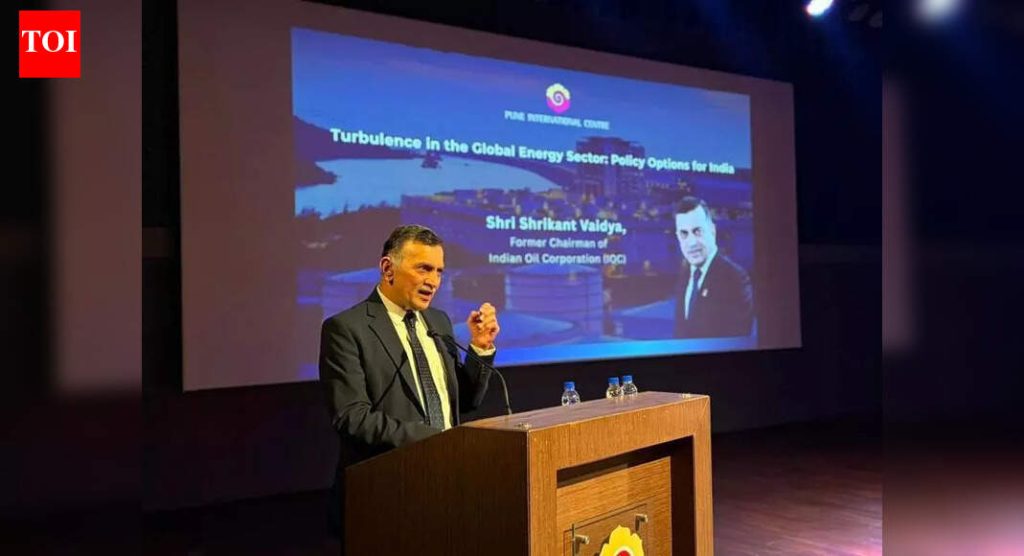 इंडियन ऑइल कॉर्पोरेशनचे माजी हॉन्चो म्हणतात, मुंबई-पुणे दरम्यान उड्डाण करणे गुन्हेगारी आहे