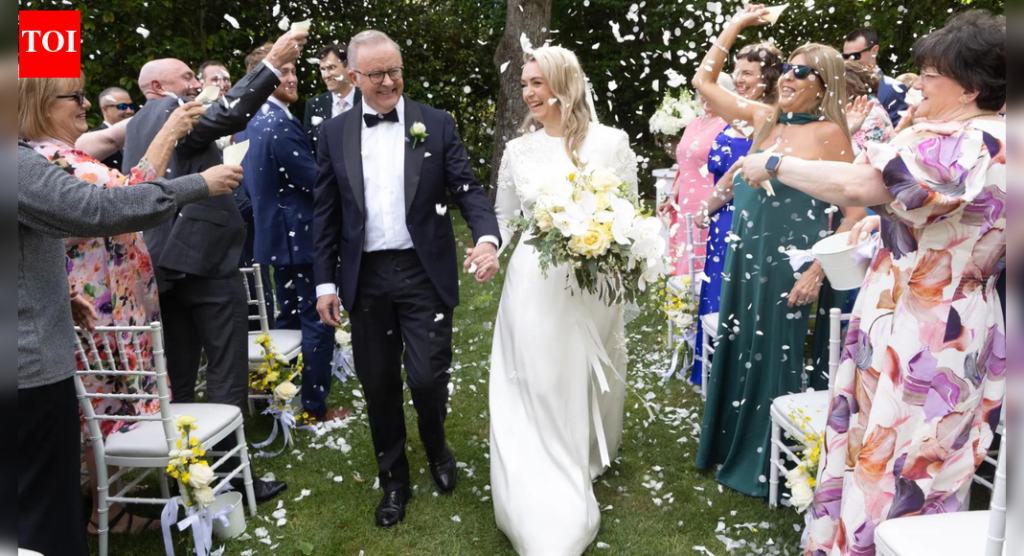 124 वर्षांतील पहिले ऑस्ट्रेलियन पंतप्रधान लग्न: अँथनी अल्बानीजने जोडी हेडनशी खाजगी समारंभात लग्न केले – आतली चित्रे पहा