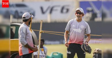 प्रशिक्षक गौतम गंभीर, आम्ही सामान्यपणा साजरा करत आहोत का?