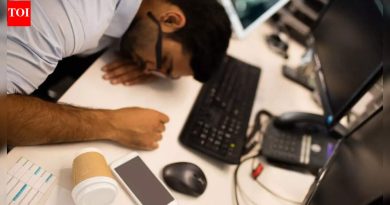 झोपेच्या 7 लहान सवयी ज्या तुम्हाला दररोज सकाळी उत्साही वाटण्यास मदत करू शकतात |