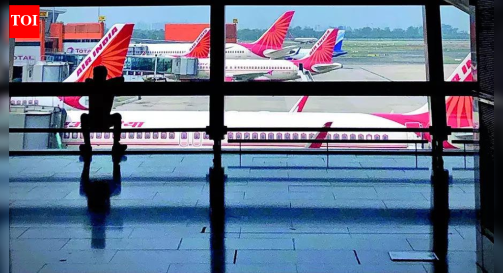 दिल्ली, मुंबई विमानतळ चालकांविरुद्ध 50,000 कोटी रुपयांच्या खटल्यात विमान प्रवाशांना सरकार पाठीशी घालणार