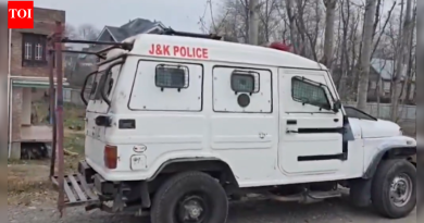 दिल्ली बॉम्बस्फोटाचा तपास: NIAने J&K मधील 8 ठिकाणी छापे टाकले; संशयित जासिर बिलाल वानीच्या घराची झडती सुरू आहे