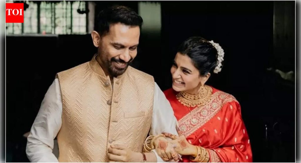 समंथा रुथ प्रभू WEDS ‘द फॅमिली मॅन’ दिग्दर्शक राज निदिमोरू इशा योग केंद्रातील अंतरंग समारंभात; अभिनेत्रीने शेअर केले PICS | हिंदी चित्रपट बातम्या