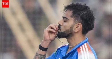 IND v SA: शांत! टीम इंडियाच्या फलंदाजाने सचिन तेंडुलकरच्या विश्वविक्रमाला मागे टाकल्याने विराट कोहलीच्या भावंडांनी लक्ष वेधले.