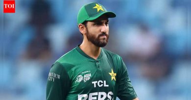 PCB ने 12 स्टार्सना हिरवा कंदील दिला: पाकिस्तानच्या T20 कर्णधाराला फ्रेंचायझी लीगची मंजुरी का देण्यात आली नाही