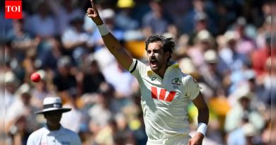 मिचेल स्टार्कने इतिहास पुन्हा लिहिला! वसीम अक्रमला मागे टाकून सर्वात यशस्वी डावखुरा कसोटी गोलंदाज | क्रिकेट बातम्या