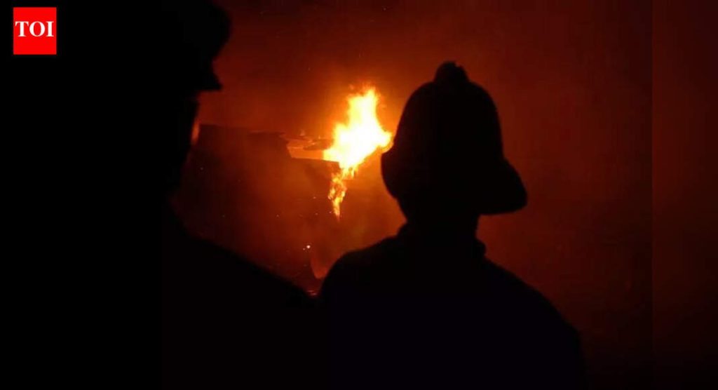 भोसरीत अवैध एलपीजी रिफिलिंग दरम्यान लागलेल्या आगीत २६ वर्षीय कामगार ४५ टक्के भाजला | पुणे बातम्या