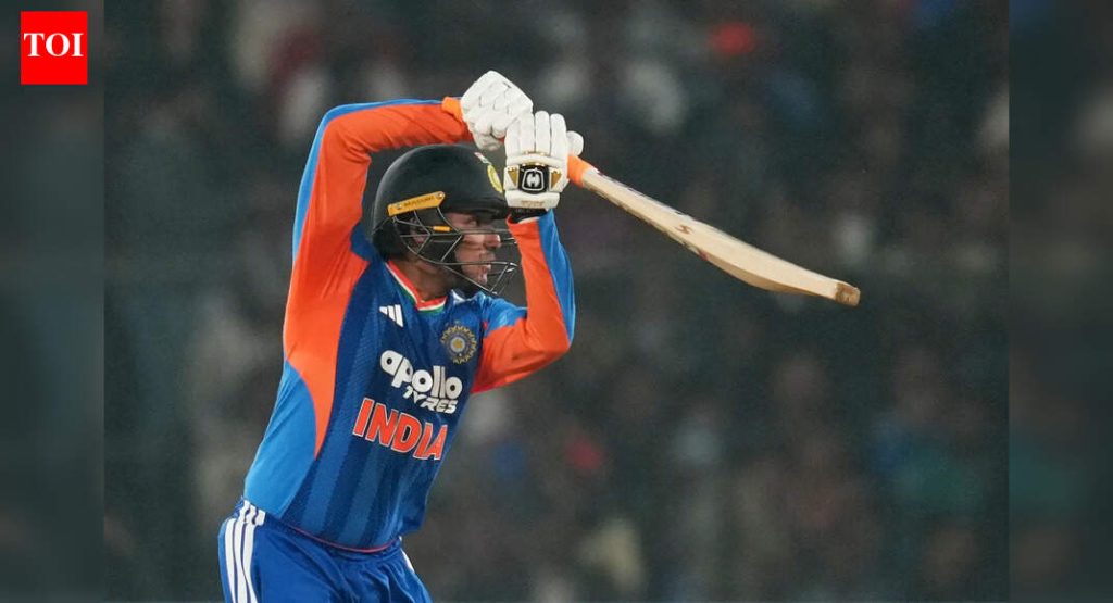 ‘तो युवराजच्या टोमणेला घाबरतो’: अभिषेक शर्माच्या उदयामागील कठोर प्रेम मार्गदर्शन