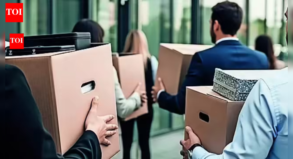हॉस्पिटॅलिटी, वस्त्रोद्योग क्षेत्रे नोकऱ्यांच्या वाढीला चालना देणार आहेत: अभ्यास