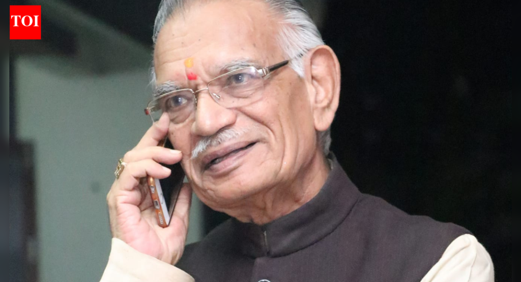 माजी केंद्रीय गृहमंत्री शिवराज पाटील यांचे वयाच्या ९० व्या वर्षी निधन झाले