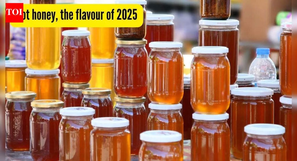 गरम मध म्हणजे काय? 2025 मध्ये शोधांवर वर्चस्व गाजवणारा खाद्य ट्रेंड