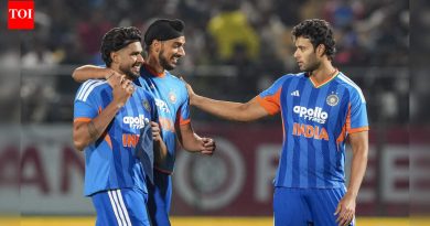 IND vs SA, 3rd T20I: सीमर्सने कहर केला भारताने दक्षिण आफ्रिकेला सात गडी राखून पराभूत करून 2-1 ने आघाडी घेतली | क्रिकेट बातम्या