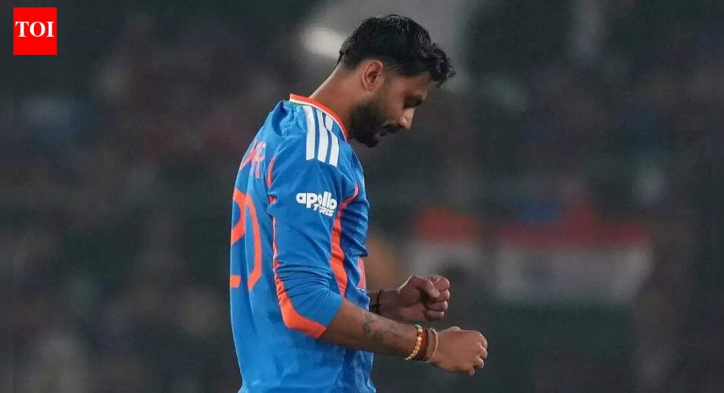 IND vs SA: अक्षर पटेल दक्षिण आफ्रिका विरुद्ध T20I मालिकेतून बाहेर; त्यांच्या जागी शाहबाज अहमद यांची नियुक्ती करण्यात आली आहे