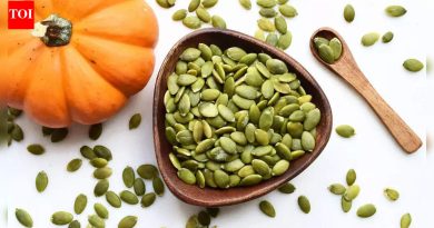 भोपळ्याच्या बियांमध्ये अंड्यांपेक्षा जास्त प्रथिने असतात, परंतु तरीही ते परिपूर्ण सुपरफूड नाहीत; येथे आहे का |