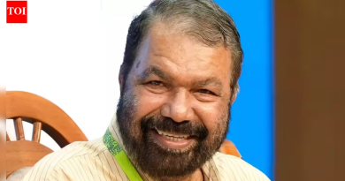 ‘त्यांना सांप्रदायिक प्रयोगशाळा बनू देणार नाही’: केरळच्या शाळांमध्ये ख्रिसमसवरून का उफाळली; मंत्र्याने बंदी घातली
