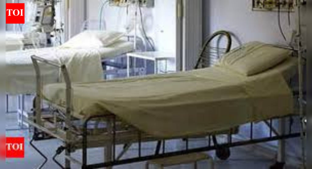 ‘तू’वर हल्ला: सिमल्याच्या रुग्णालयात रुग्णाला मारहाण करणाऱ्या डॉक्टरला निलंबित