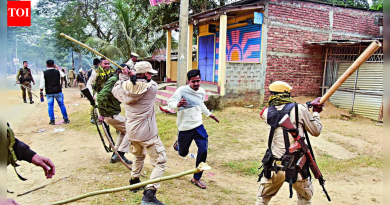 आसामच्या पश्चिम कार्बी आंगलांगमध्ये ‘बेकायदेशीर स्थायिकां’वर आदिवासींचा धक्का लागून 2 ठार