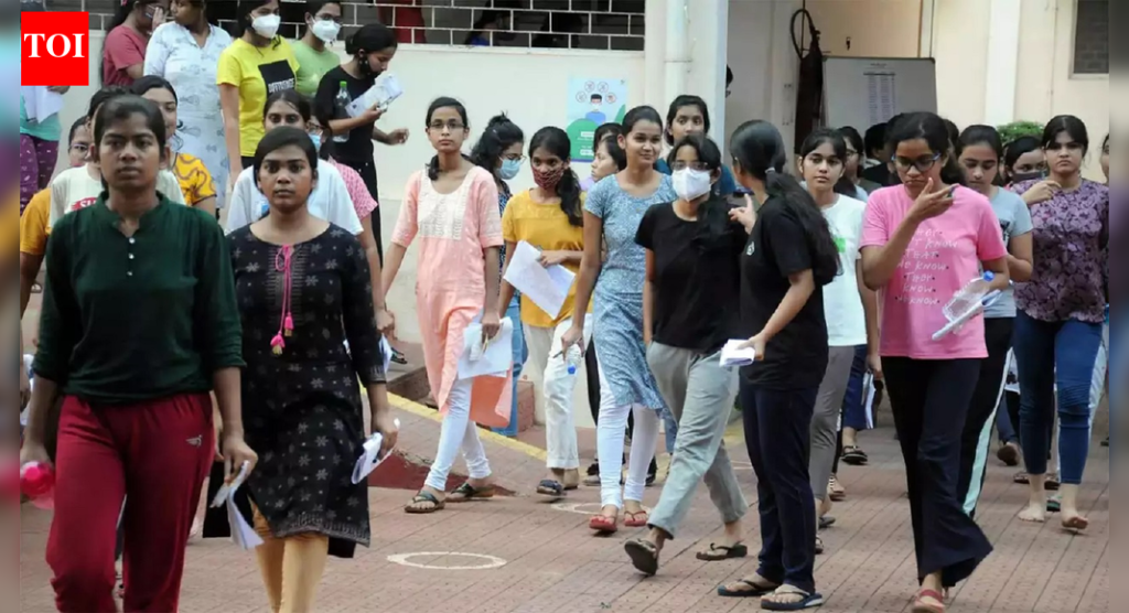 दिल्ली शिक्षक आणि इतर पदांसाठी वयोमर्यादा वाढविण्याचा विचार करत असल्याने DSSSB परीक्षा पुढे ढकलल्या
