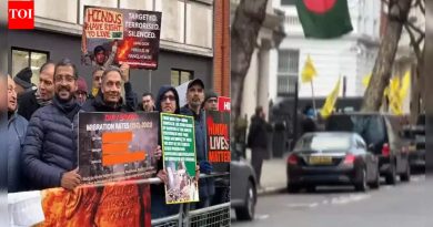 पहा: यूके मधील खलिस्तानी बांगलादेशातील हत्येबद्दल हिंदूंचा निषेध व्यत्यय आणतात