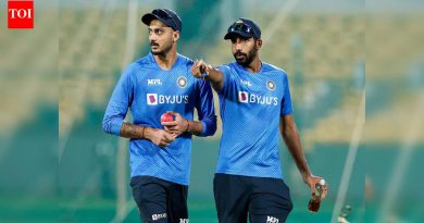 ‘जस्सी भाई इतना गहरे चले गये’: अक्षर पटेलने जसप्रीत बुमराहच्या परफ्यूमचे वेड उघड केले