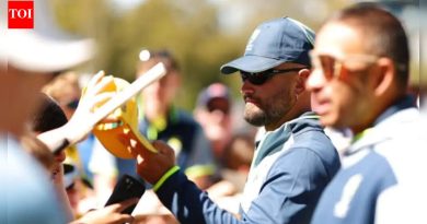 ऍशेस: ‘धावांपेक्षा अधिक ऑटोग्राफवर स्वाक्षरी केली’ – ऑस्ट्रेलियन सलामीवीराची MCG चाचणीनंतर स्वत: ची अवमानकारक पोस्ट व्हायरल झाली