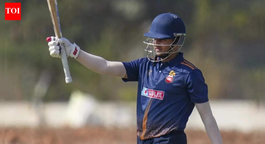 विजय हजारे ट्रॉफी : विराट कोहलीशिवाय खेळत दिल्लीने सौराष्ट्रवर तीन गडी राखून मात केली; प्रियांश आर्य, नवदीप सैनी चमकले