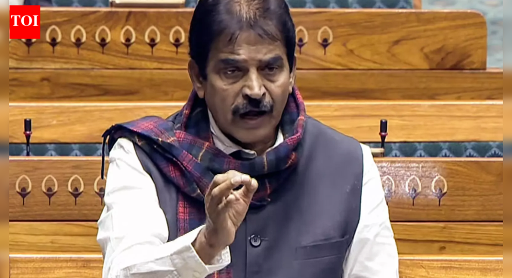‘द्वेषाने भरलेला अजेंडा’ : नागपूर ख्रिस्ती धर्मगुरूच्या अटकेवर काँग्रेसचा निषेध; बजरंग दलावर कारवाईची मागणी | भारत बातम्या