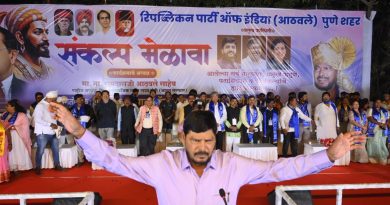 महायुतीत आणखी भागीदार वाढवू नका: रामदास आठवले रिपब्लिकन पक्ष हा भाजपचा सच्चा साथीदार