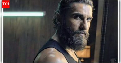 धुरंधर पूर्ण चित्रपट संग्रह: ‘धुरंधर’ बॉक्स ऑफिस कलेक्शन दिवस 28: रणवीर सिंग स्टारर 100 कोटी कमाईसह 4 व्या आठवड्याचा शेवट; नवीन वर्षाचा उत्साह चित्रपटाला ‘इक्किस’ला मागे टाकण्यास मदत करतो