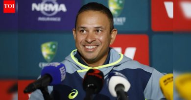 ‘काय प्रवास’: कमिन्स, धवनने उस्मान ख्वाजाला सलाम केला कारण ऑस्ट्रेलियाच्या फलंदाजाने एससीजीमध्ये निरोप घेतला