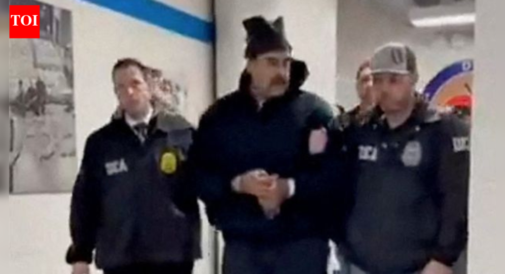 ‘खोल चिंतेची बाब’: व्हेनेझुएलावर अमेरिकेच्या हल्ल्यांवर MEA ची प्रतिक्रिया; संयम ठेवण्याचे आवाहन करते, संवादाचे आवाहन करते